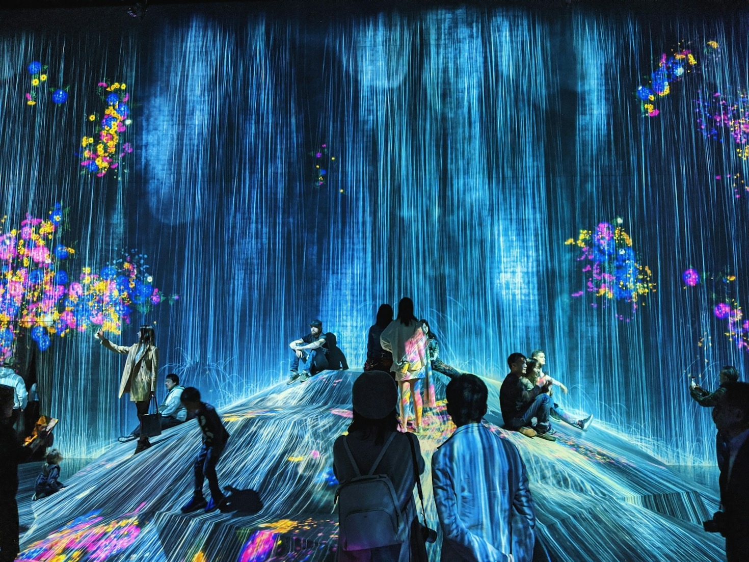 How Visual Designs Challenge Creative Limits